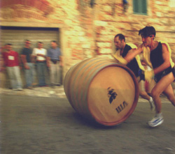 Bravio Delle Botti (Barrel Race) at Montepulciano